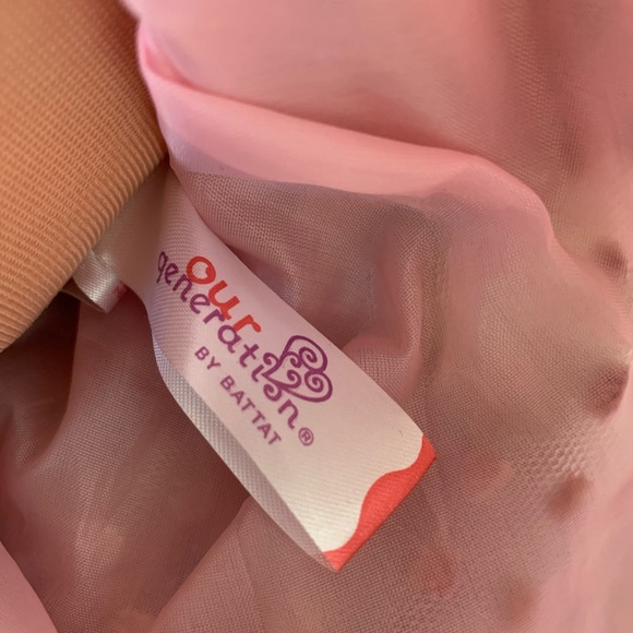 Our Generation by Battat Millie Pink Faux Fur Coat & Pink Dress Fashion Doll 18" - Picture 4 of 14